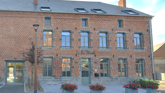 Halle et Gîtes communaux